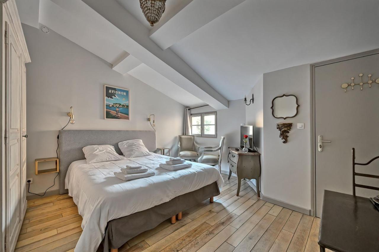 Au Coeur Des Papes, Dans Batisse De Charme Studios & Appartements En Coeur De Ville Avignon Exteriér fotografie