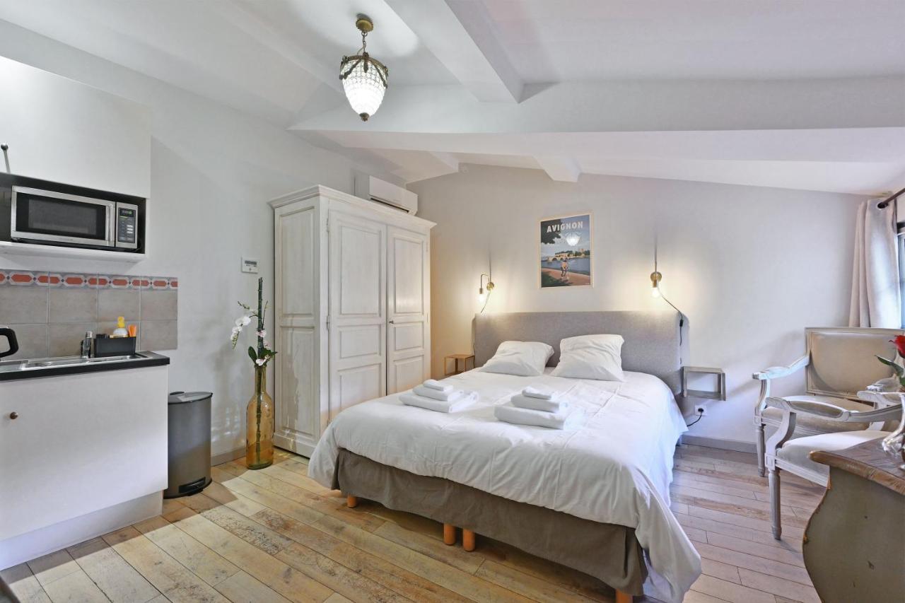 Au Coeur Des Papes, Dans Batisse De Charme Studios & Appartements En Coeur De Ville Avignon Exteriér fotografie