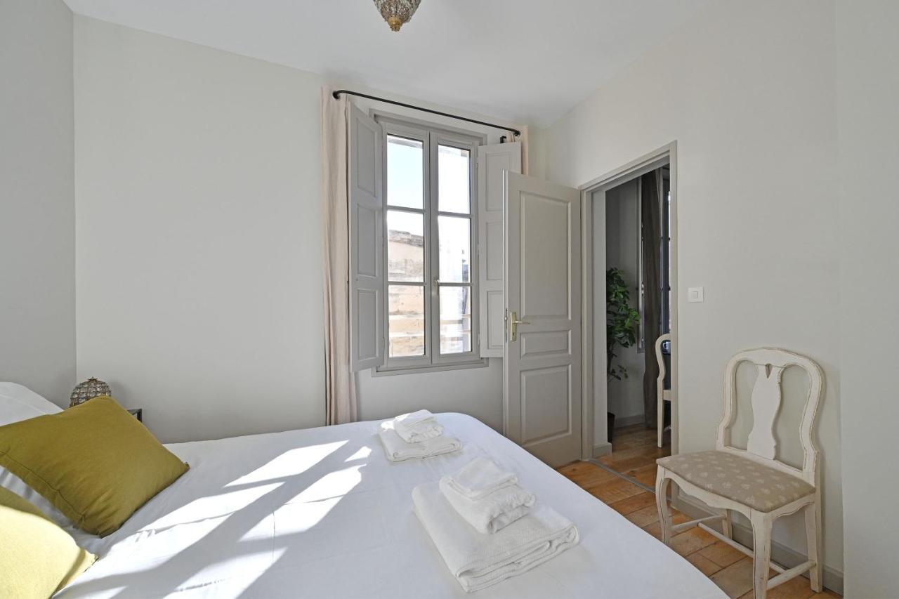 Au Coeur Des Papes, Dans Batisse De Charme Studios & Appartements En Coeur De Ville Avignon Exteriér fotografie