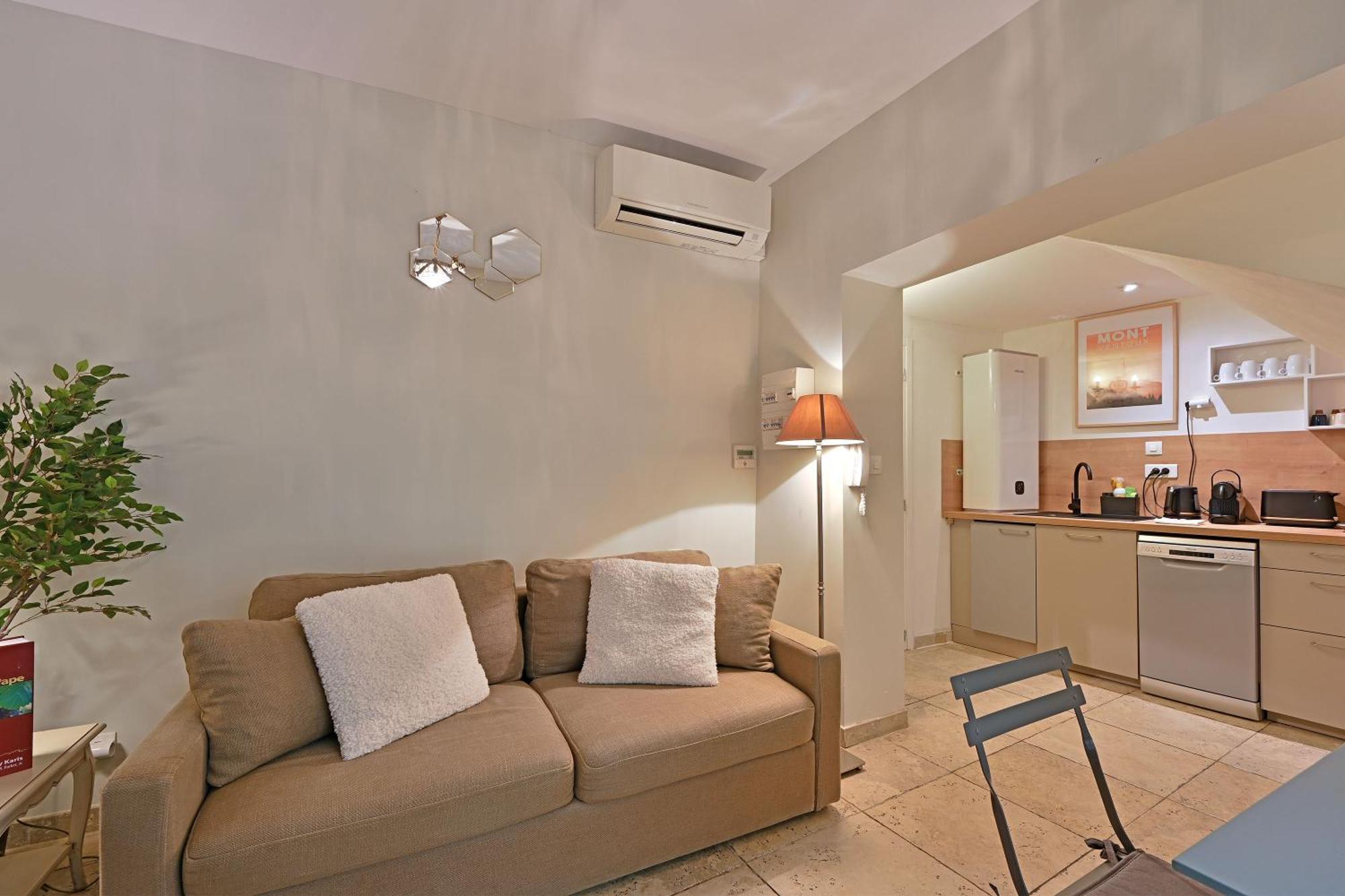 Au Coeur Des Papes, Dans Batisse De Charme Studios & Appartements En Coeur De Ville Avignon Exteriér fotografie